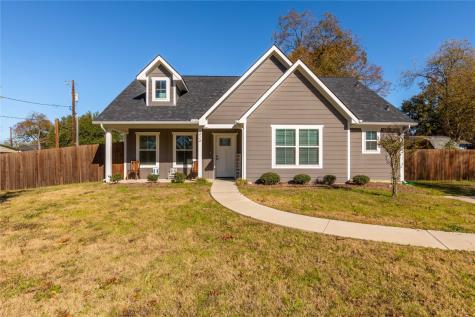 212 Sid Nelson Street Farmersville TX 75442
