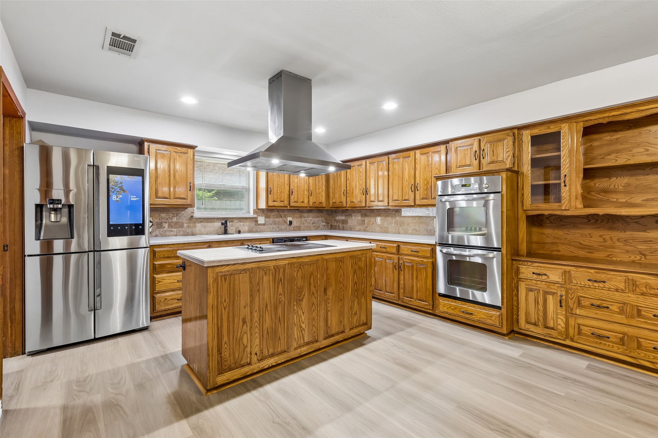 4008 Kingswick Drive Arlington TX 76016