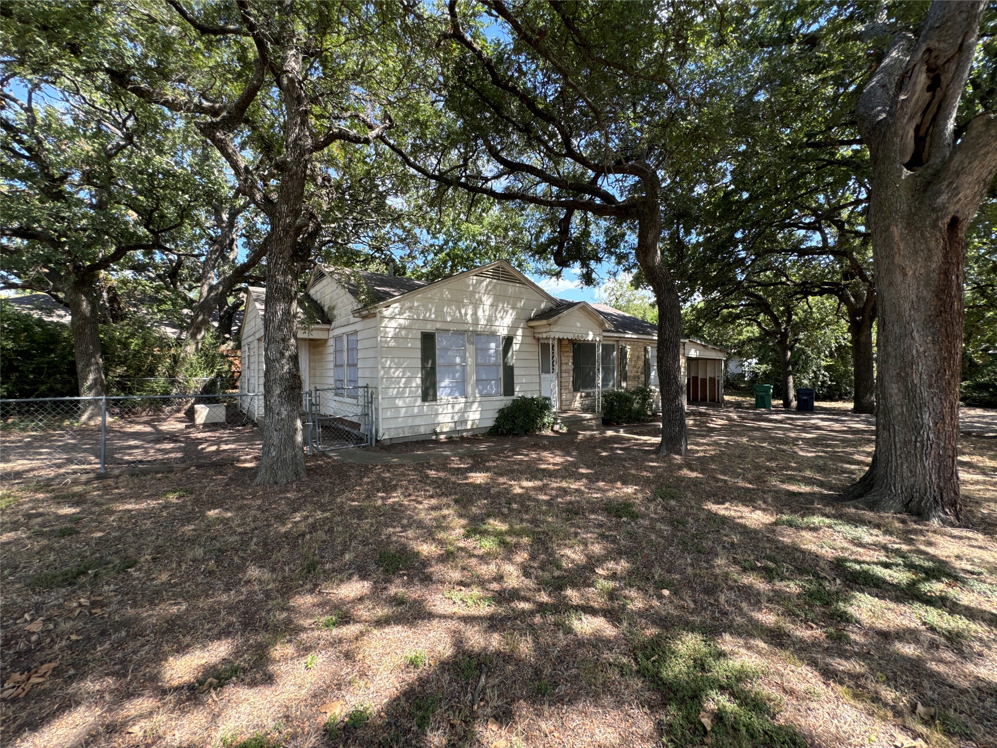 800 Audra Lane Denton TX 76209