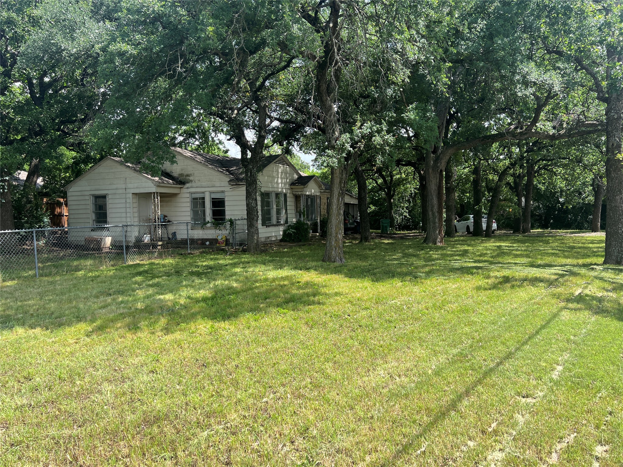800 Audra Lane Denton TX 76209