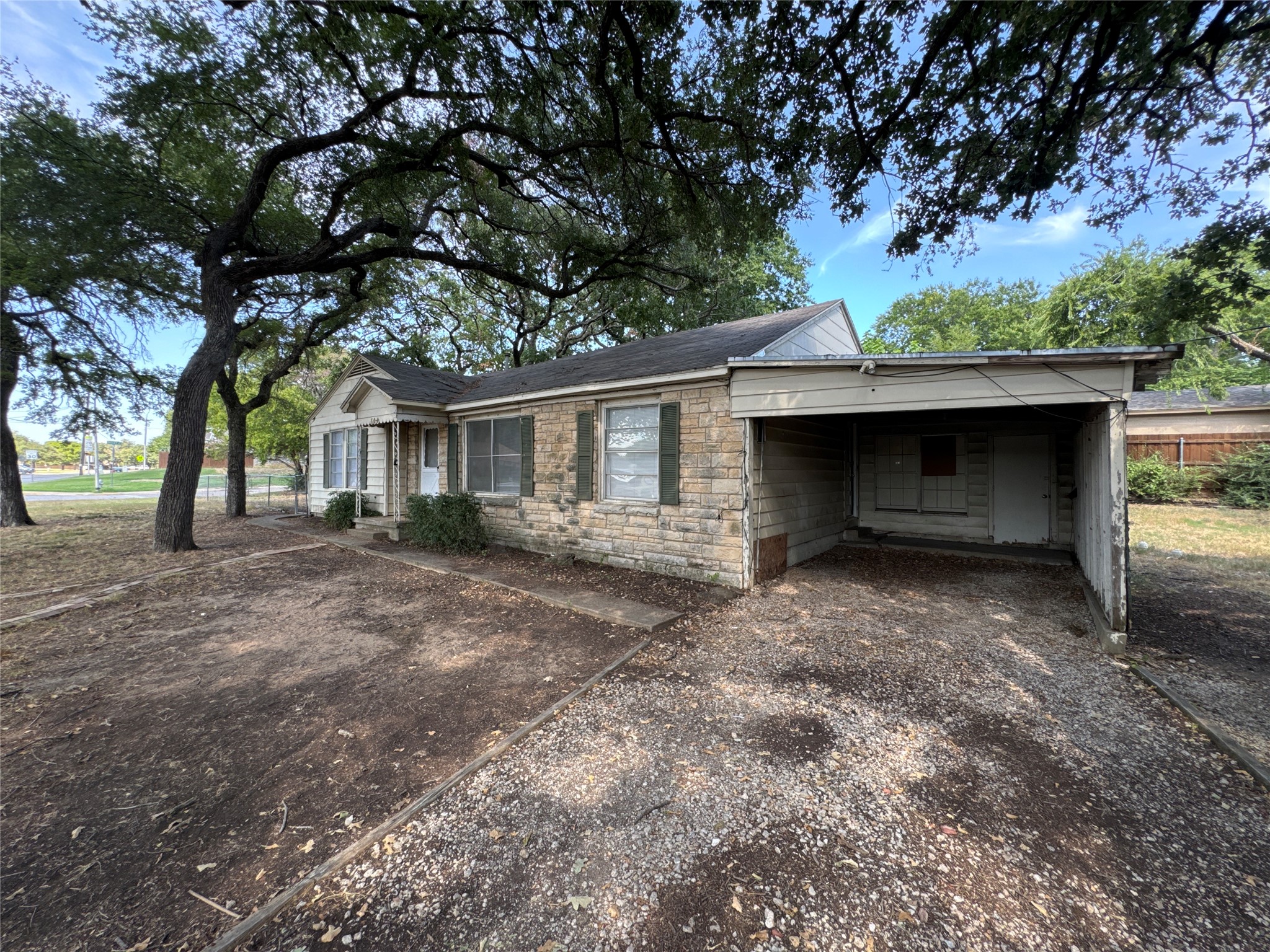 800 Audra Lane Denton TX 76209