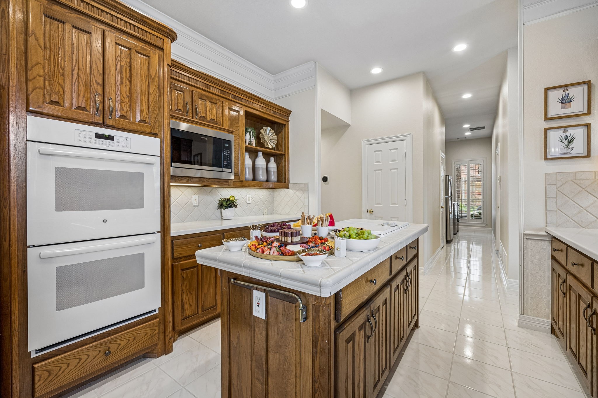 809 Newport Way Desoto TX 75115