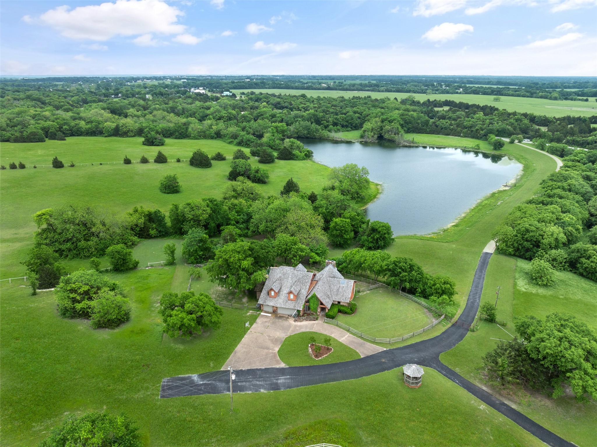1251 Jim Cannon Road Van Alstyne TX 75495