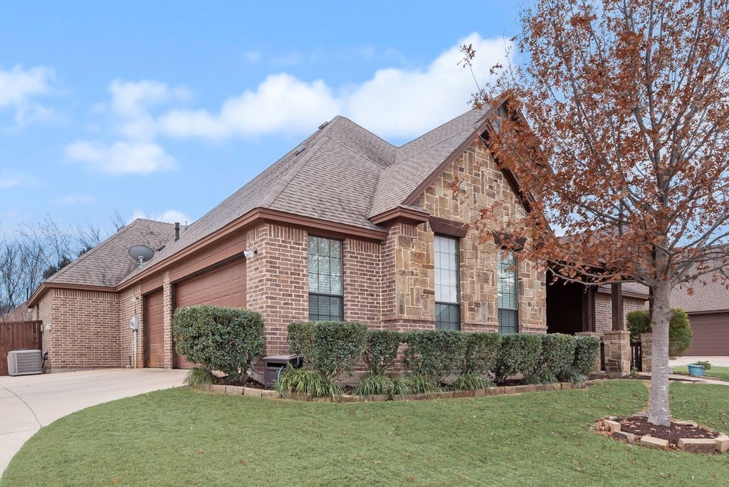 311 Covington Lane Ovilla TX 75154