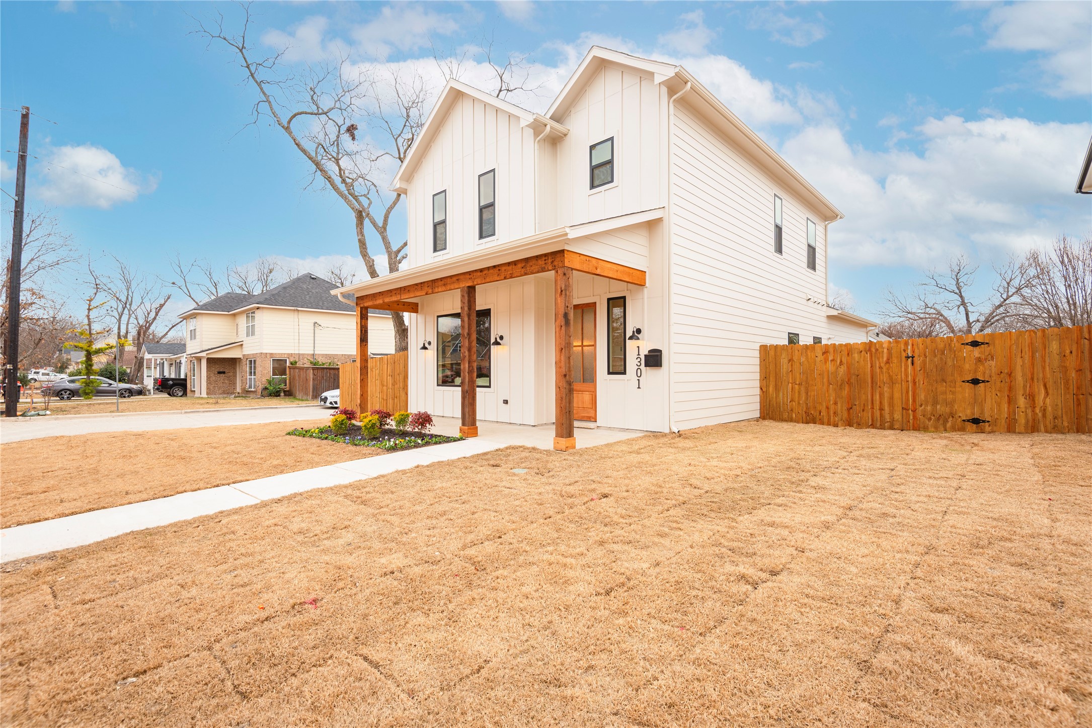 1301 Lela Street Mckinney TX 75069