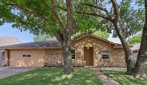 4804 Honeysuckle Drive Balch Springs TX 75180