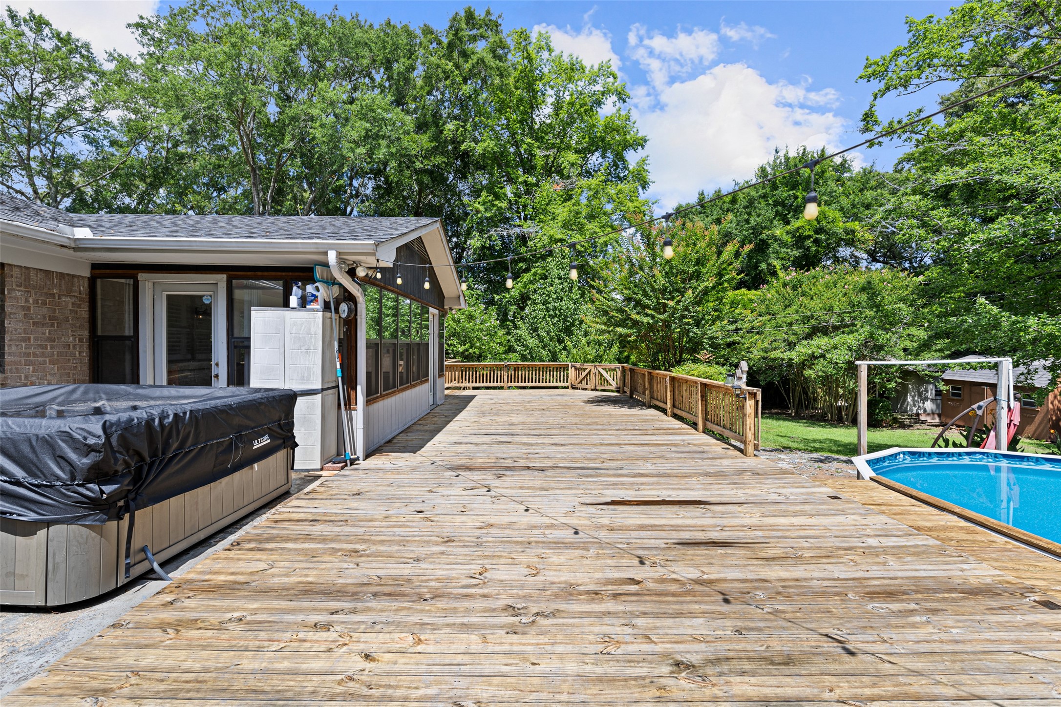 1821 Azalea Street Gilmer TX 75644