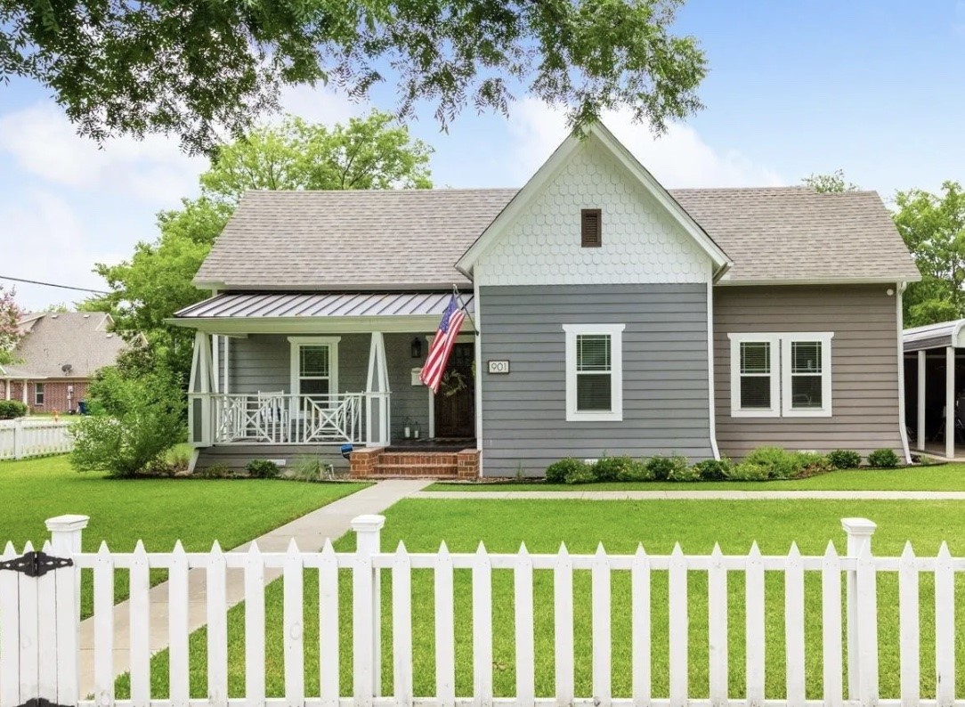 901 Oak Street Mckinney TX 75069