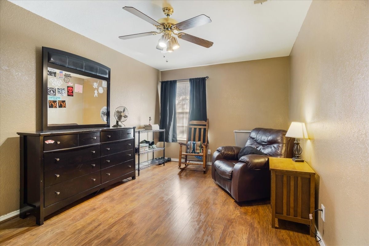 227 N Hopson Street Van Alstyne TX 75495