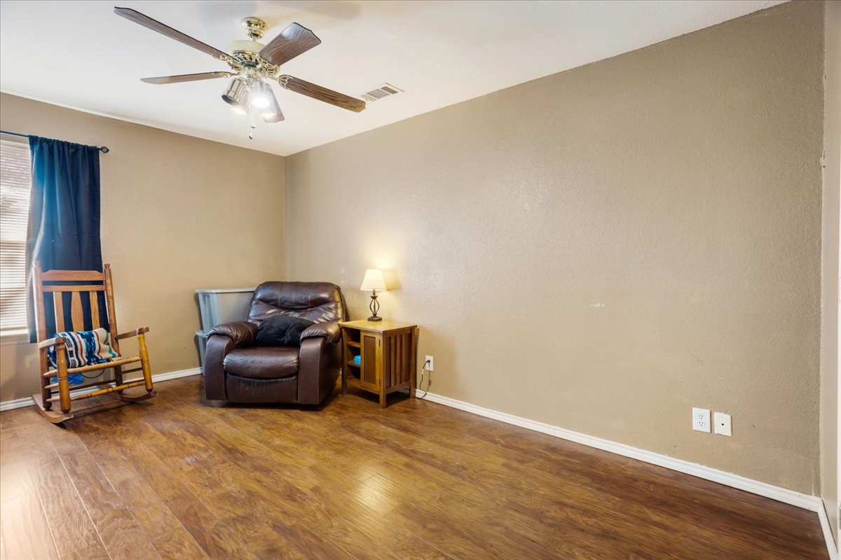 227 N Hopson Street Van Alstyne TX 75495