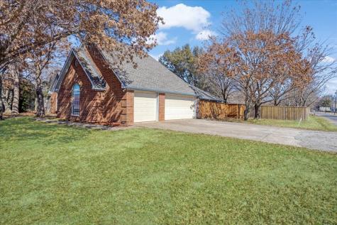 227 N Hopson Street Van Alstyne TX 75495