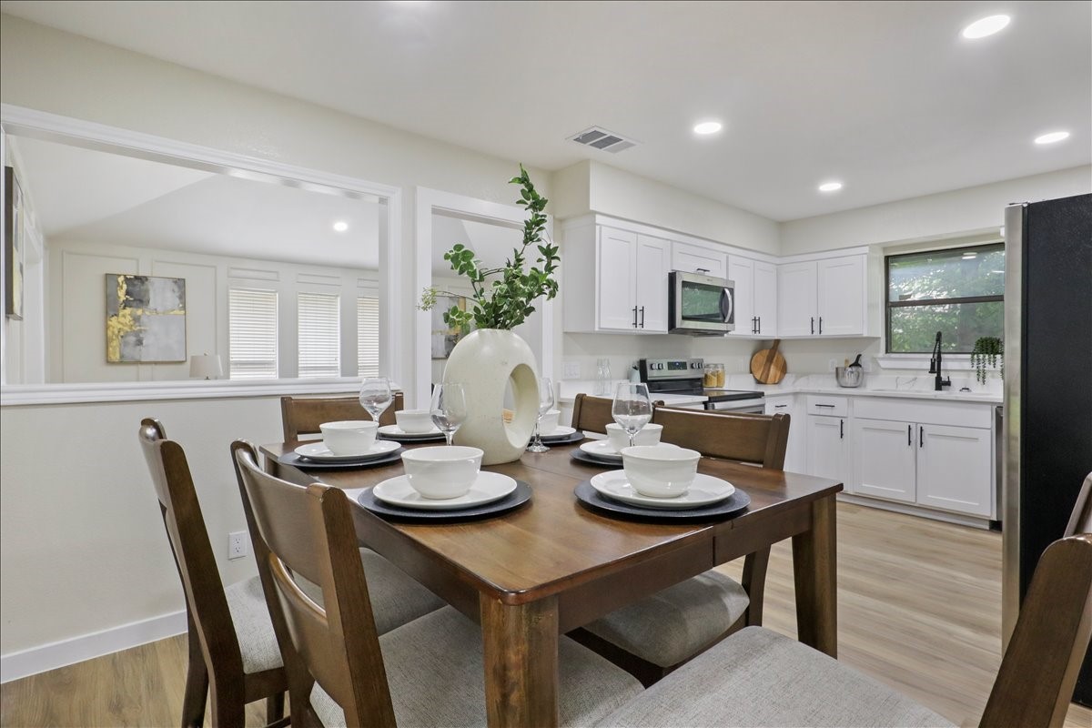 905 Timber Valley Circle Flower Mound TX 75028