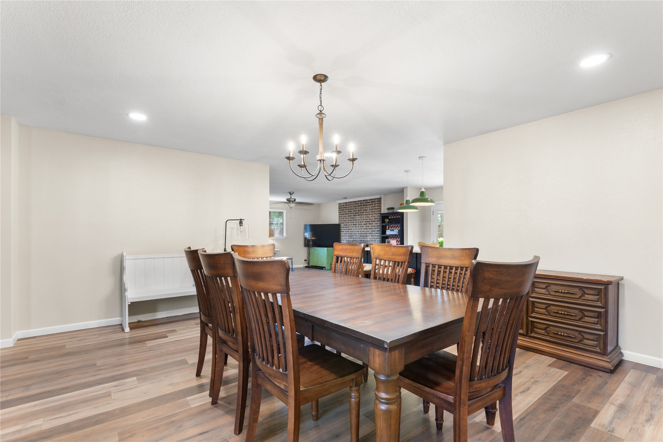 613 Edwards Drive Denison TX 75020