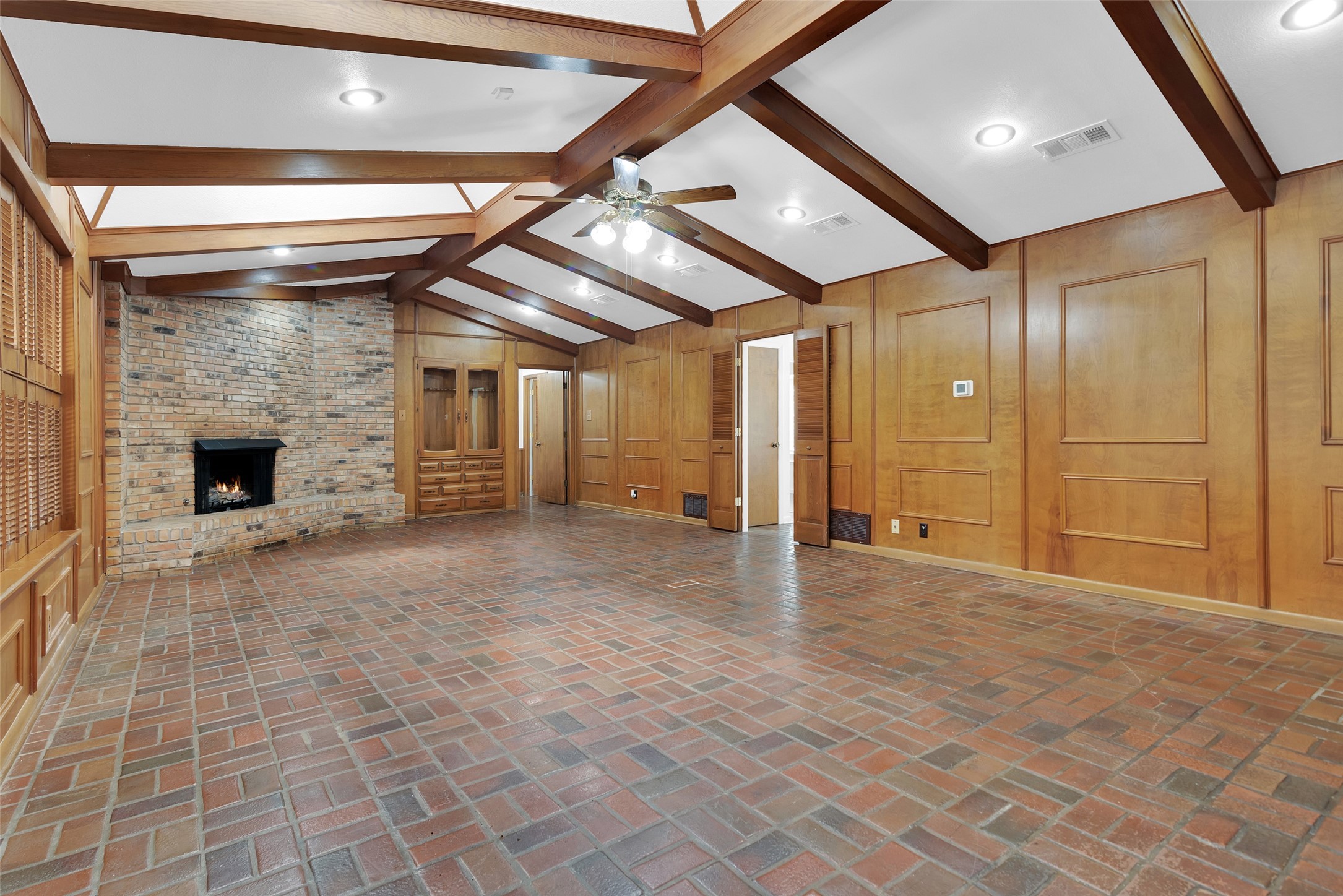 713 Briarwood Drive Denison TX 75020