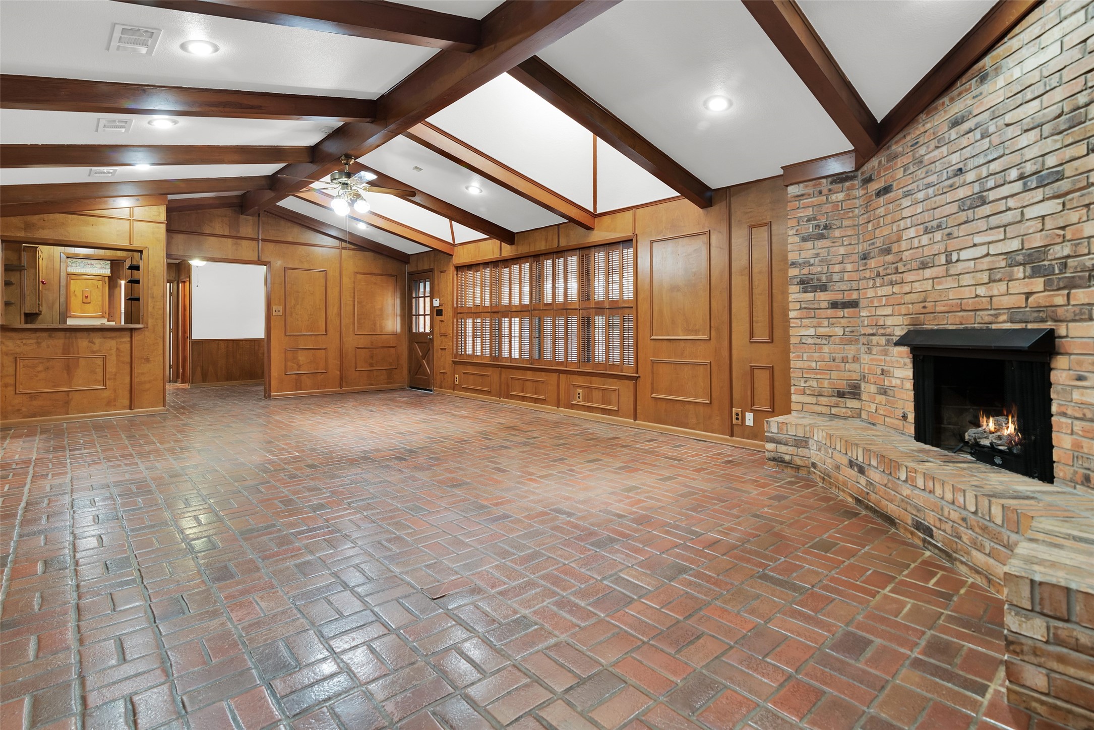 713 Briarwood Drive Denison TX 75020