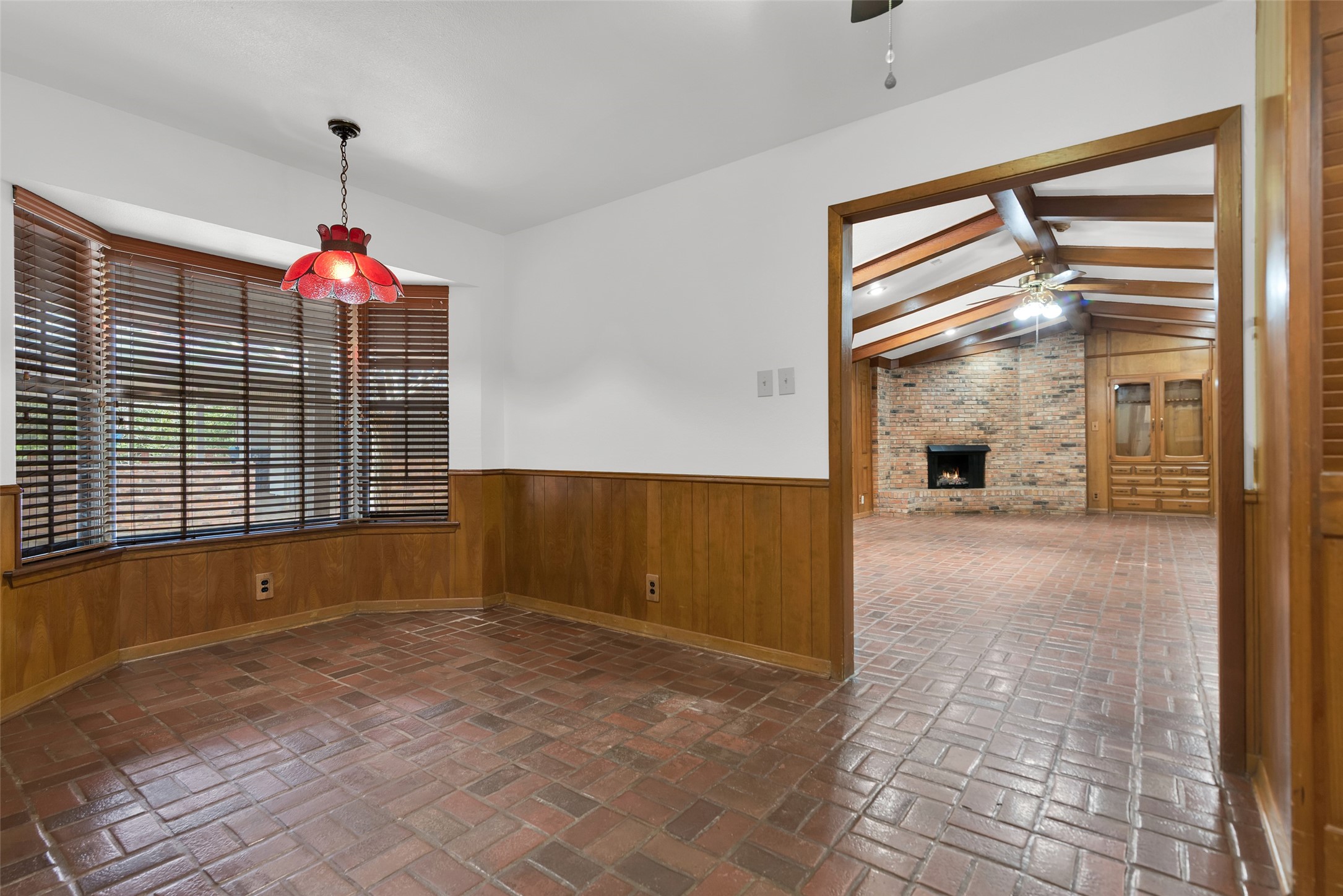 713 Briarwood Drive Denison TX 75020