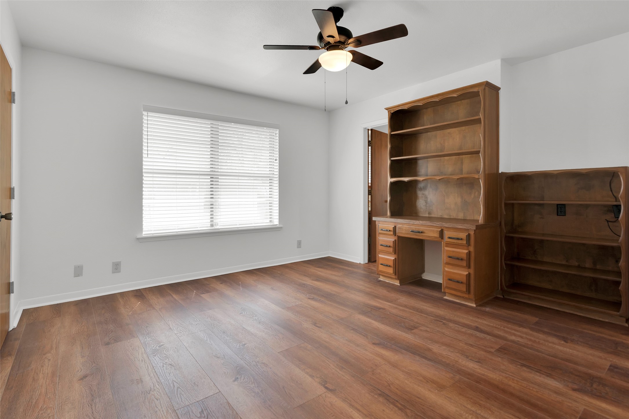 713 Briarwood Drive Denison TX 75020