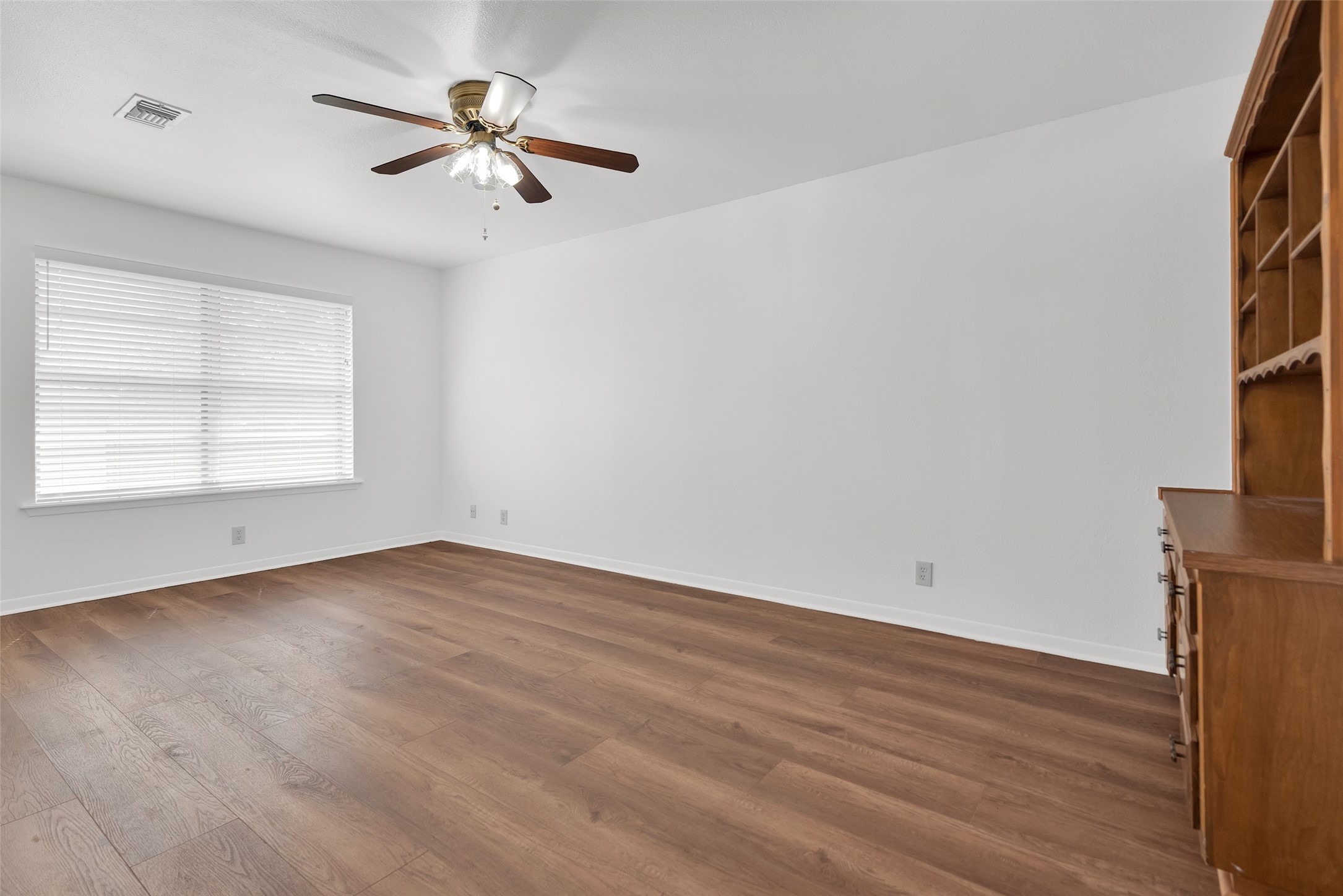 713 Briarwood Drive Denison TX 75020