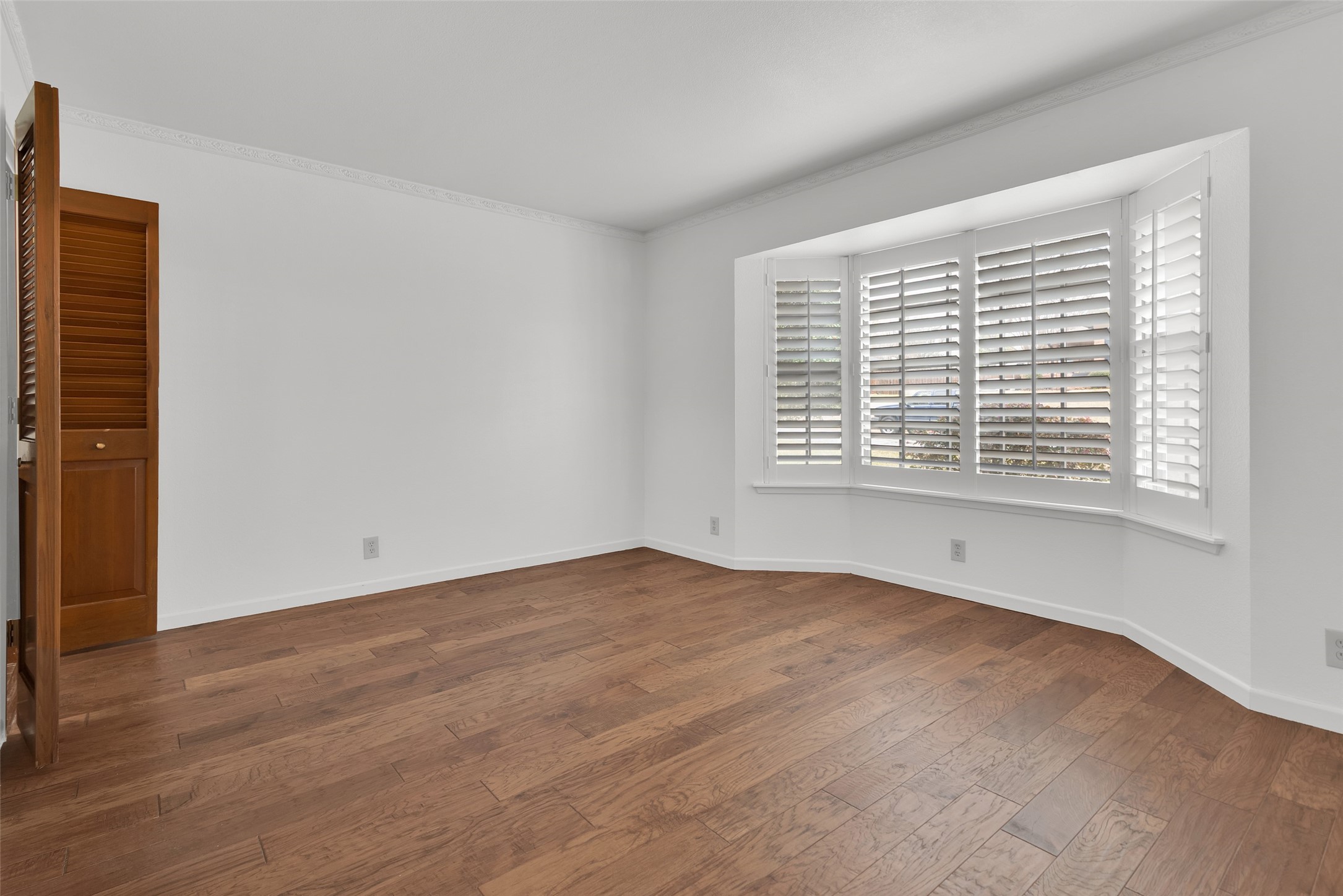 713 Briarwood Drive Denison TX 75020