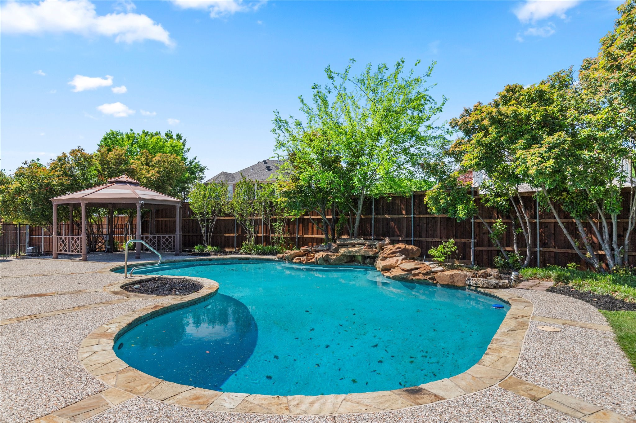 4024 Binley Drive Richardson TX 75082