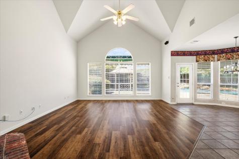 4024 Binley Drive Richardson TX 75082