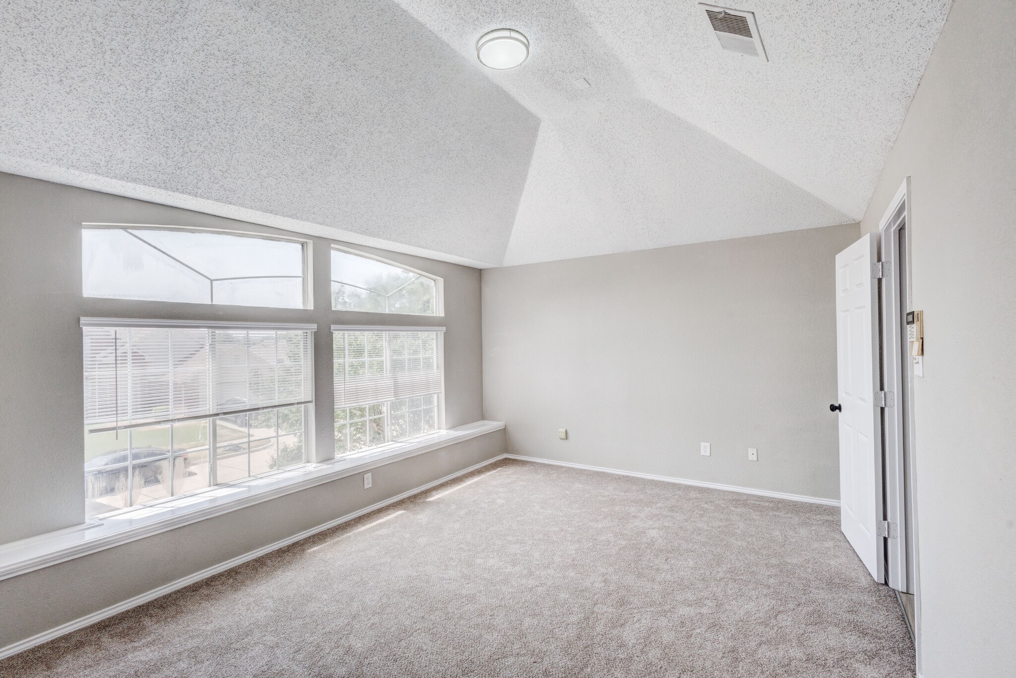 9049 Elbe Trail Fort Worth TX 76118