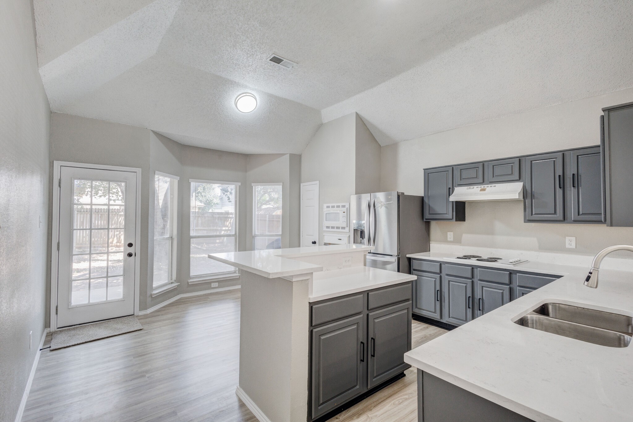 9049 Elbe Trail Fort Worth TX 76118