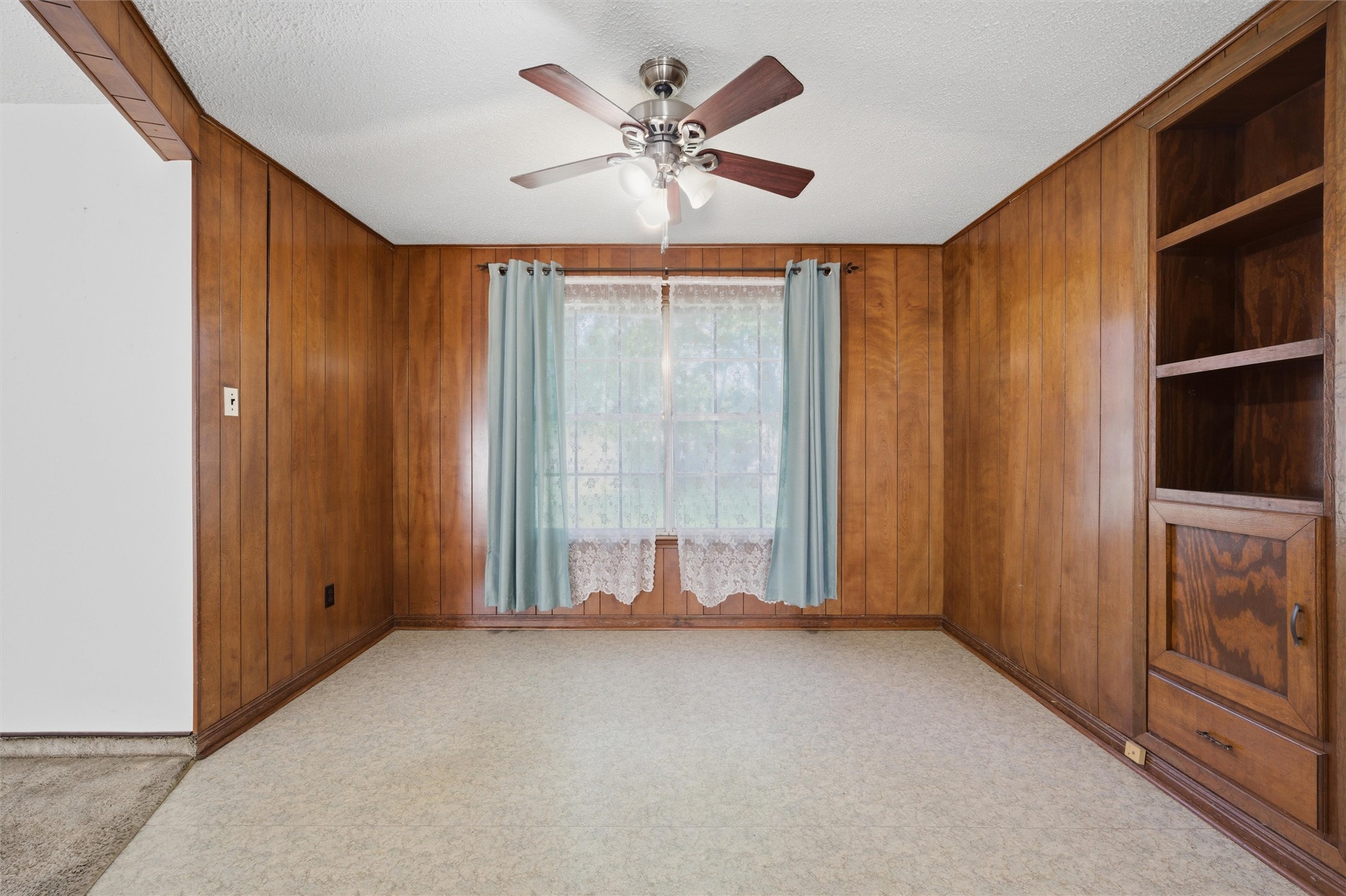 9321 Tree Lake Drive Waco TX 76708
