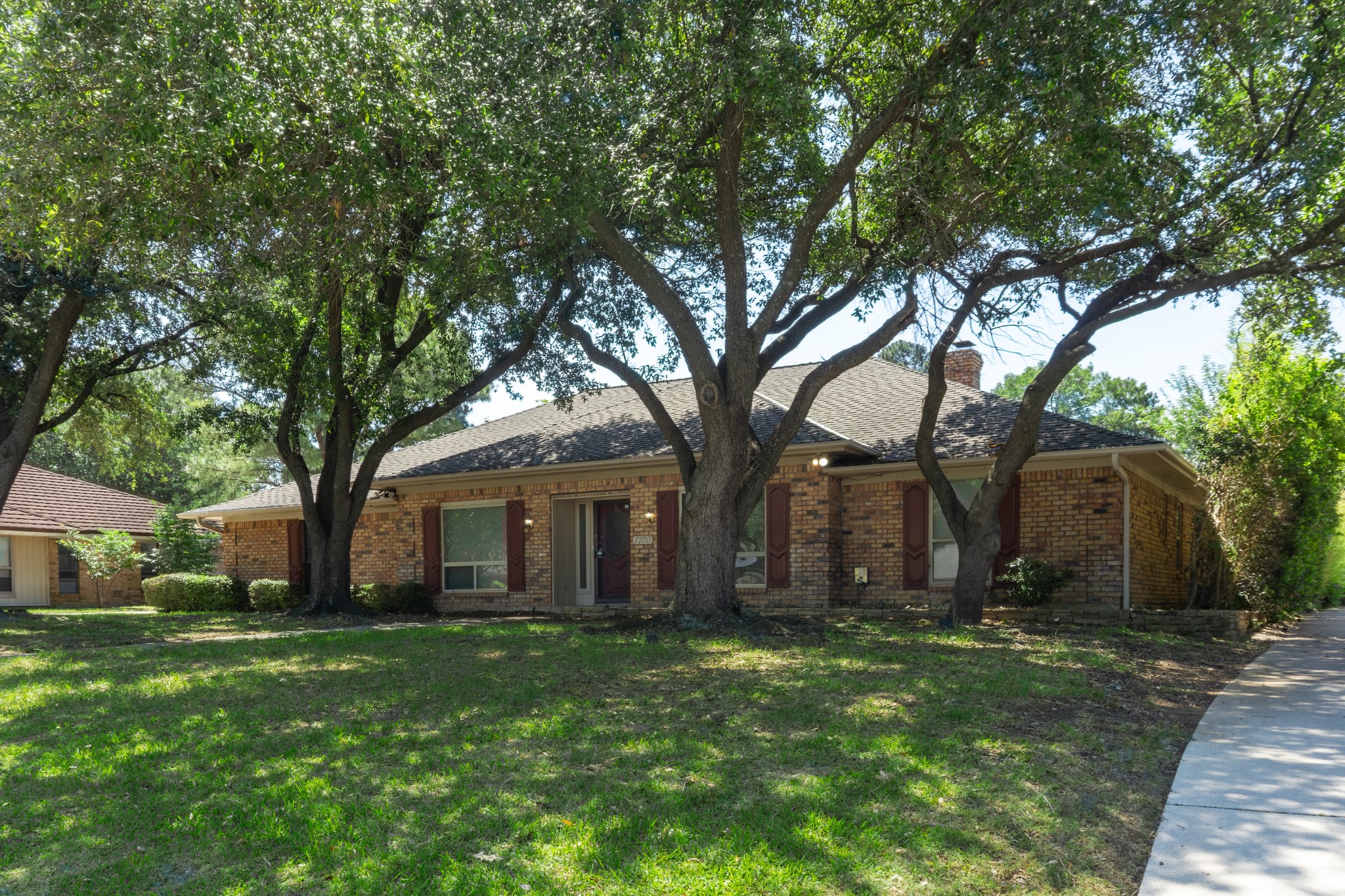 1700 Wimbleton Drive Bedford TX 76021