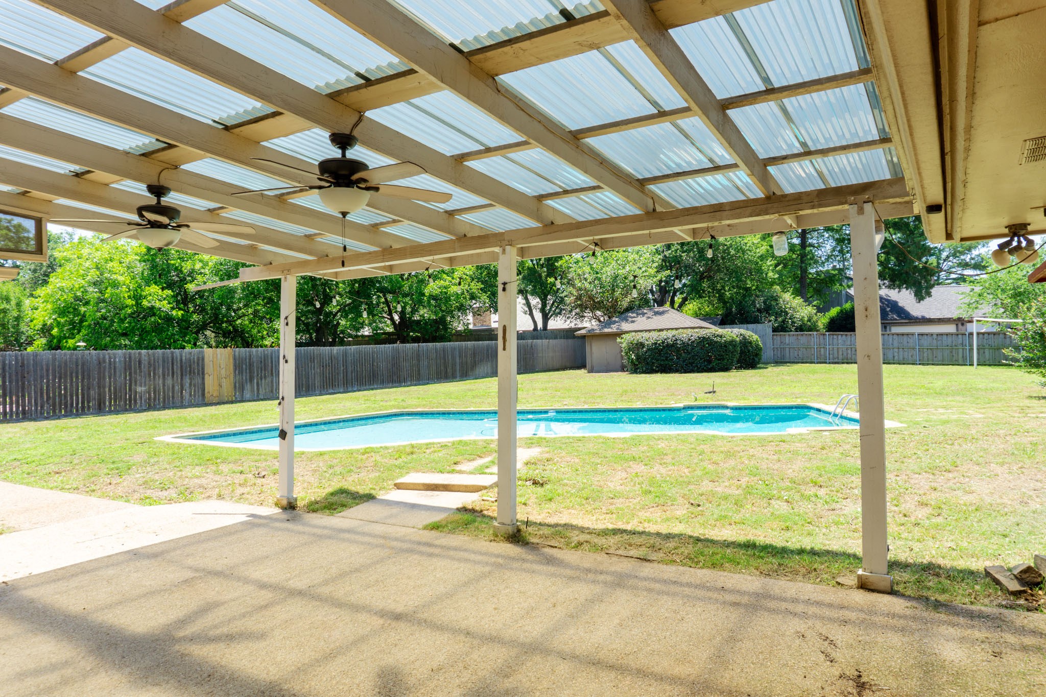 1700 Wimbleton Drive Bedford TX 76021