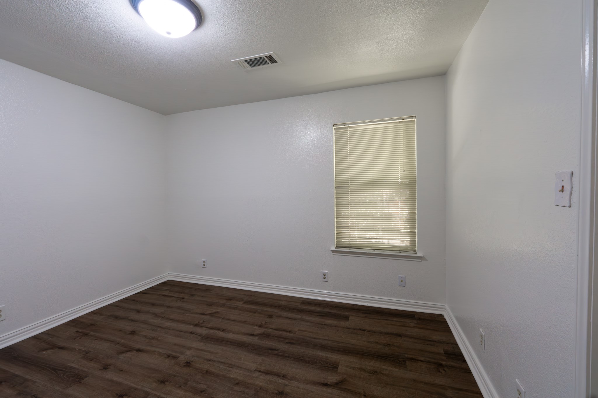 1700 Wimbleton Drive Bedford TX 76021