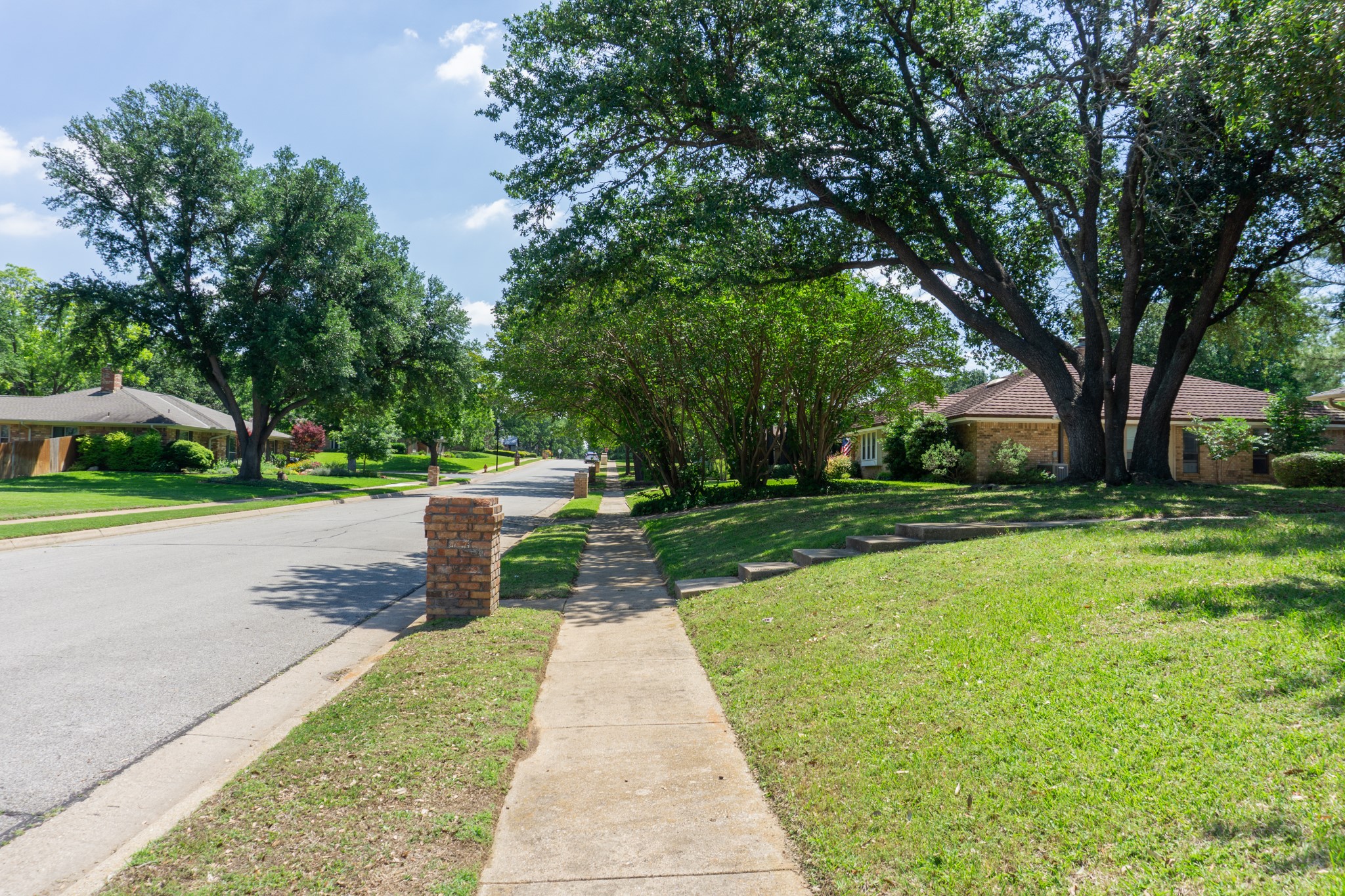 1700 Wimbleton Drive Bedford TX 76021