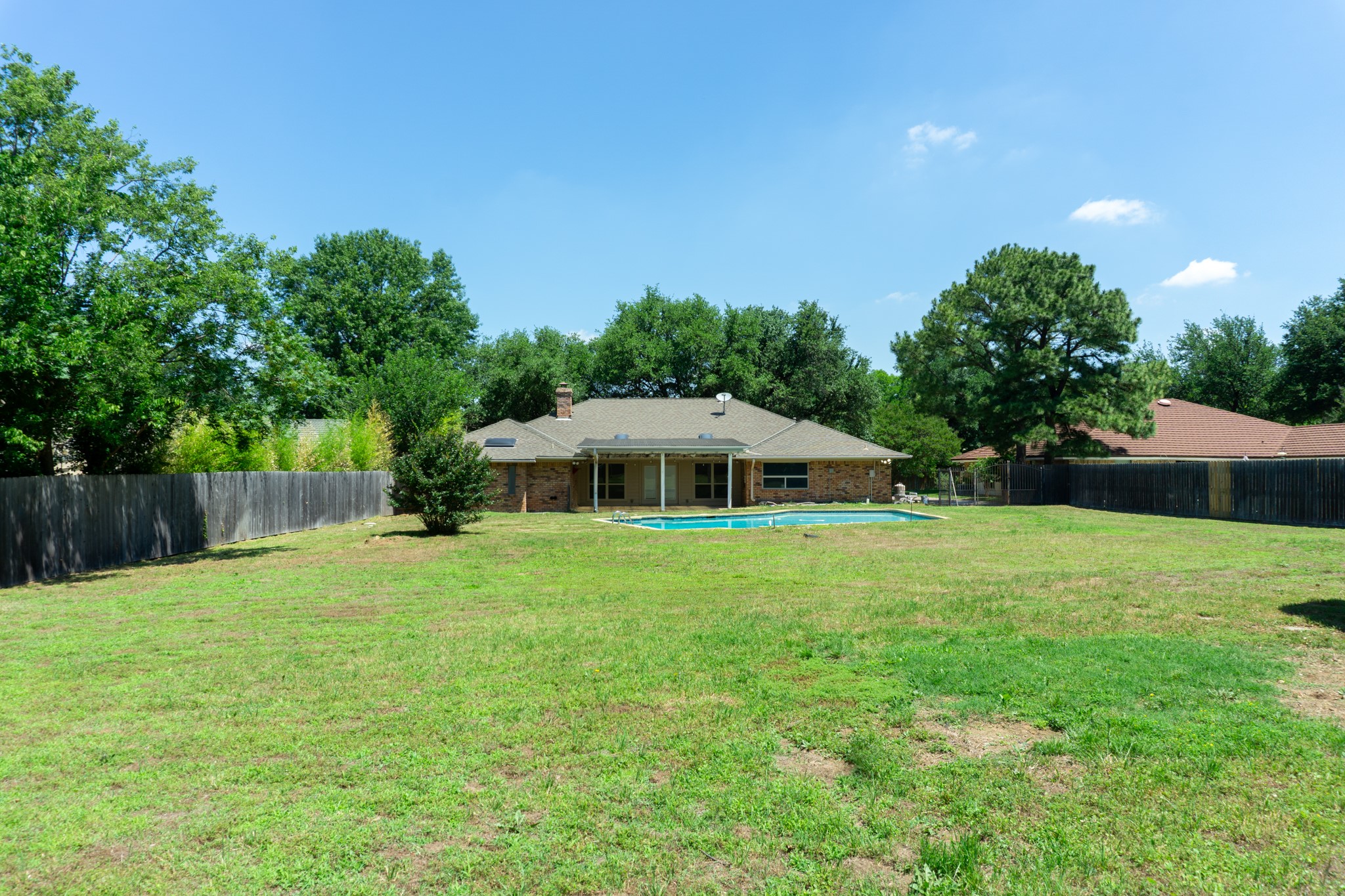 1700 Wimbleton Drive Bedford TX 76021