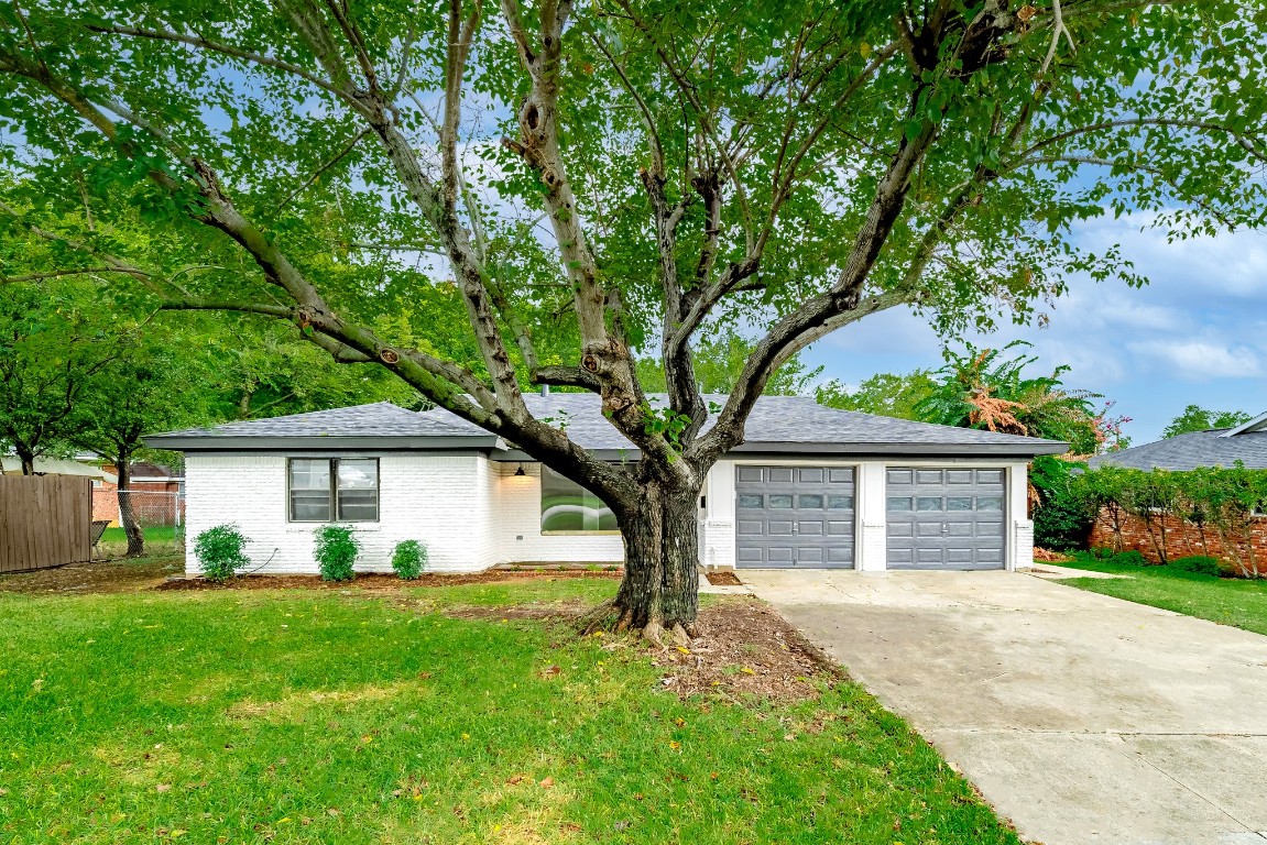 356 Patricia Lane Bedford TX 76022