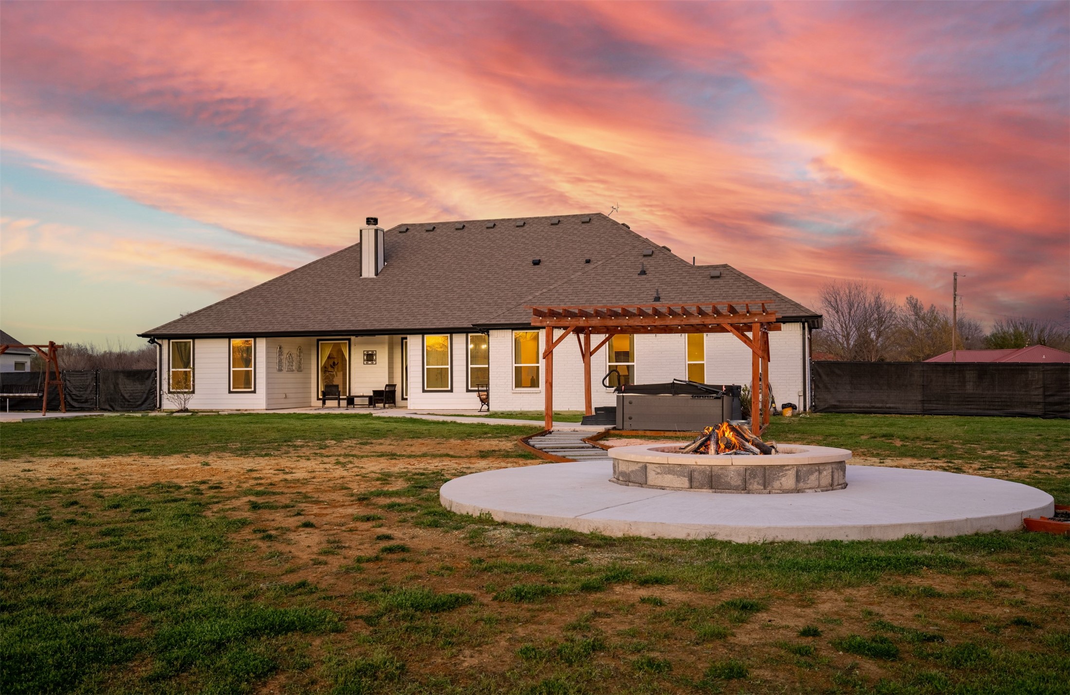 111 Bluegrass Trail Springtown TX 76082