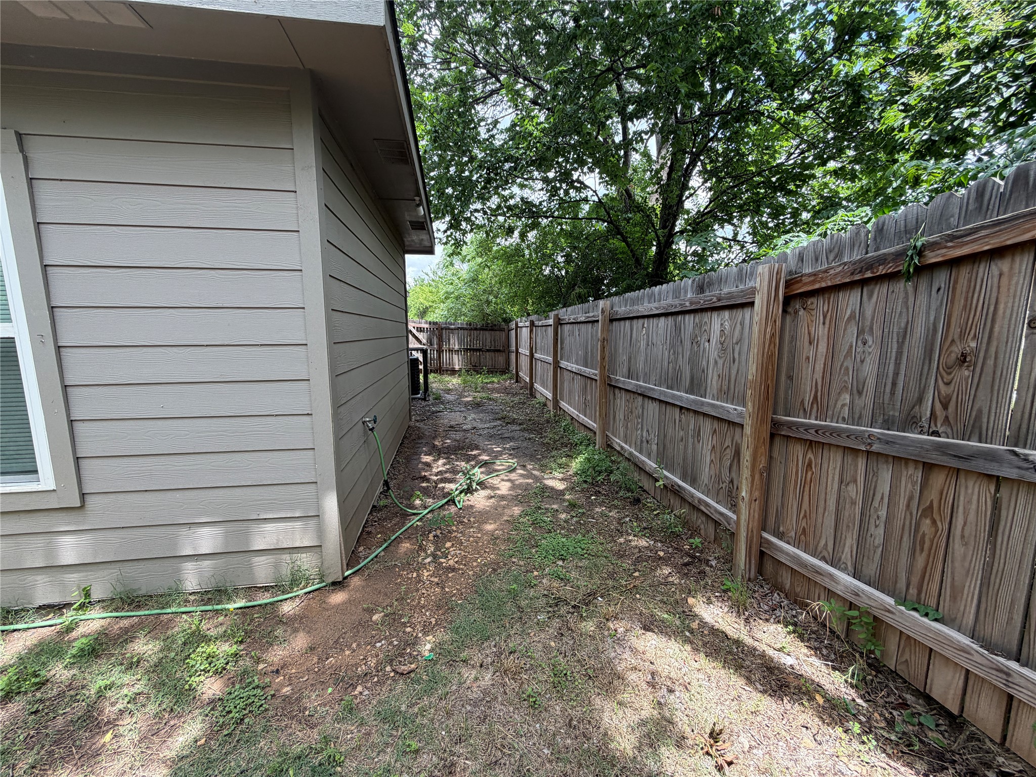 1516 E Maddox Avenue Fort Worth TX 76104