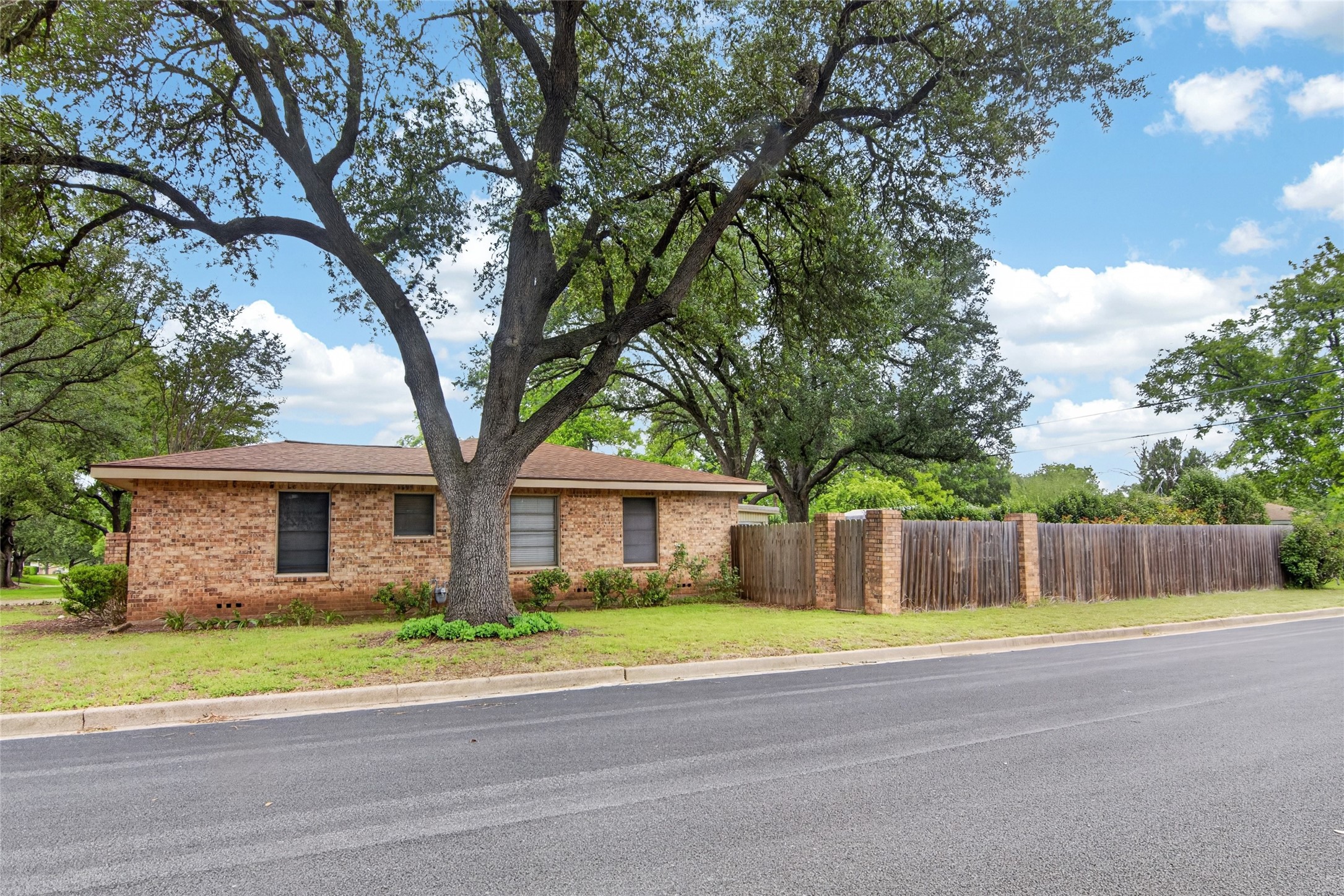 2101 Hermanson Drive Waco TX 76710