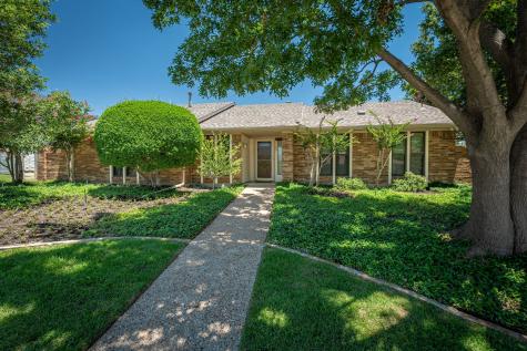 1749 Southampton Drive Carrollton TX 75007