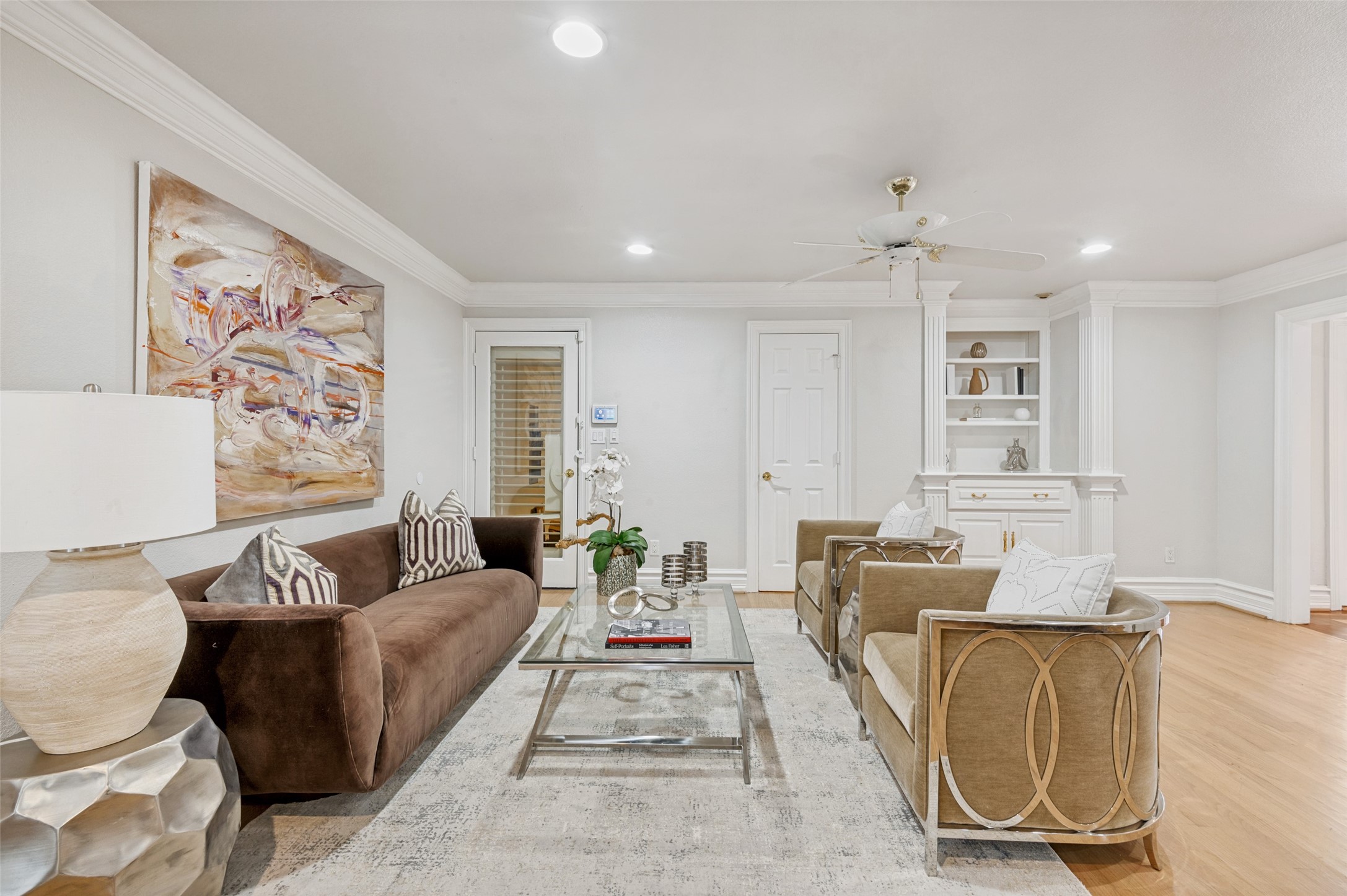 5322 W Mockingbird Lane Dallas TX 75209