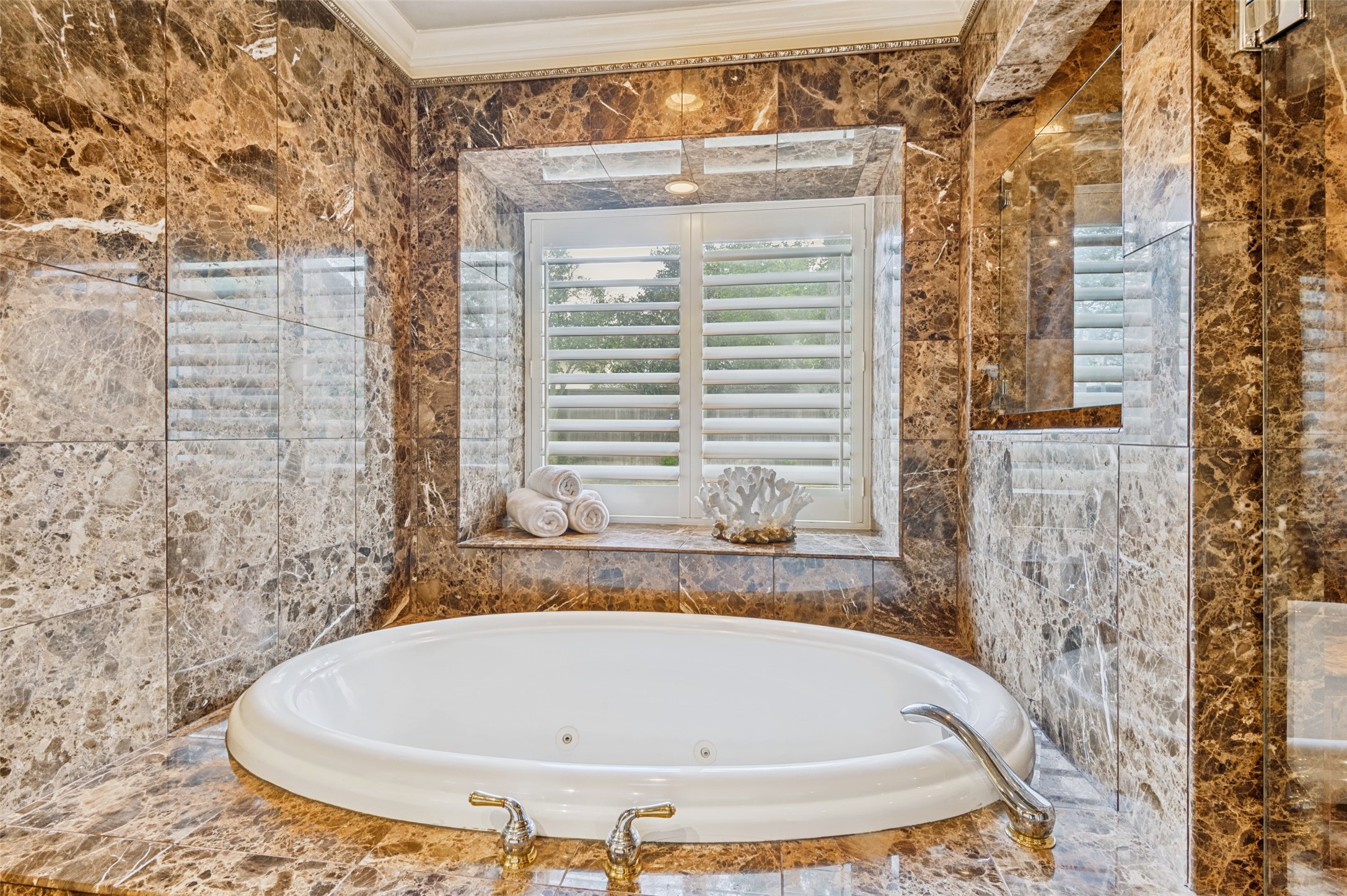5322 W Mockingbird Lane Dallas TX 75209