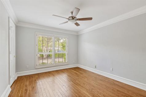 5322 W Mockingbird Lane Dallas TX 75209