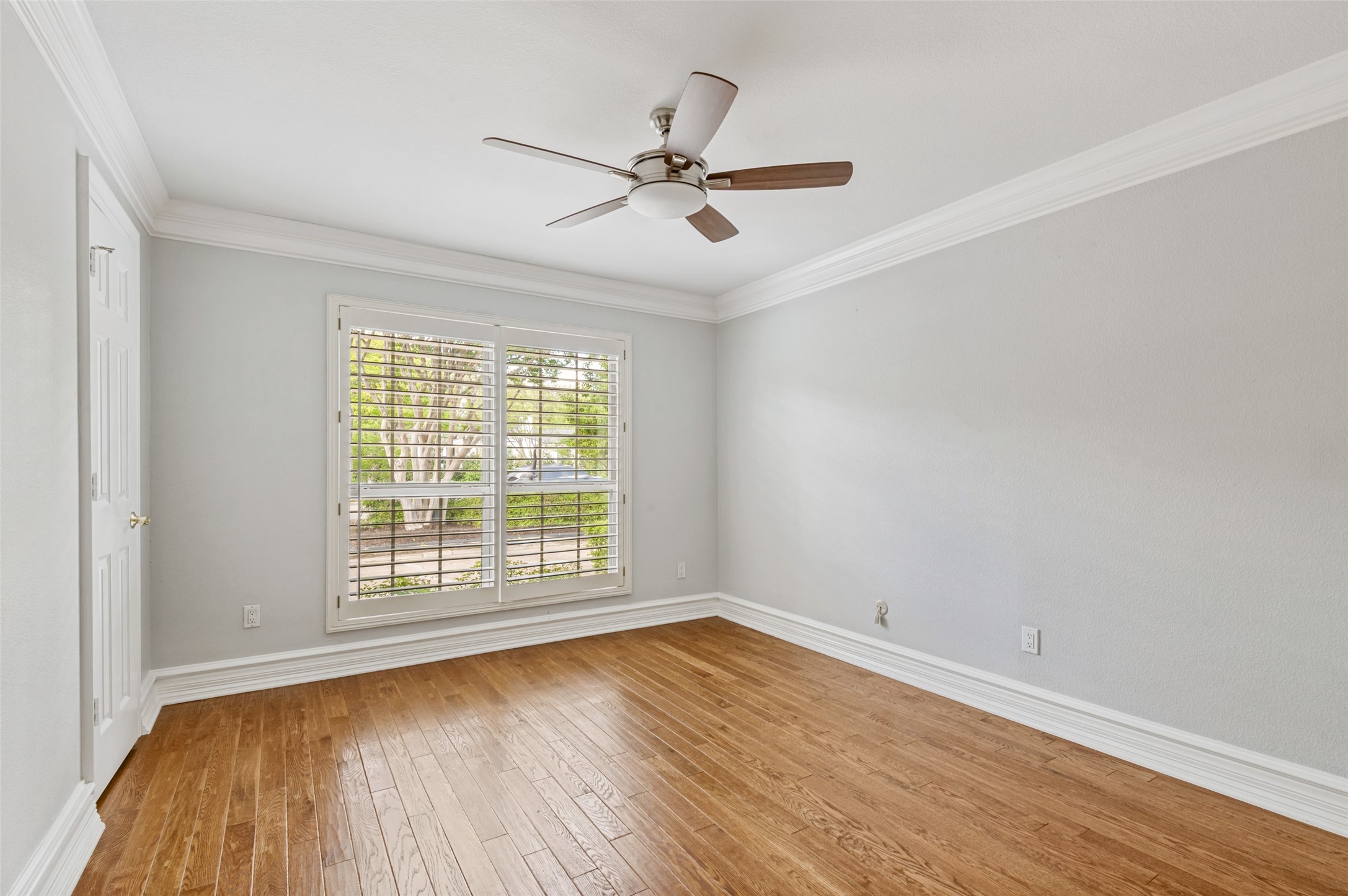 5322 W Mockingbird Lane Dallas TX 75209