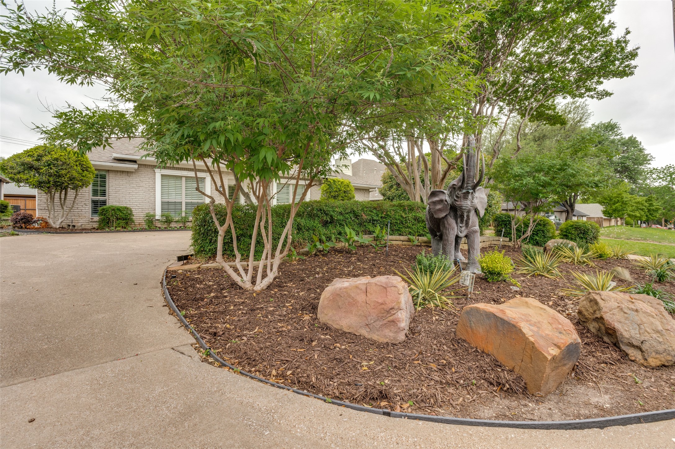 5322 W Mockingbird Lane Dallas TX 75209