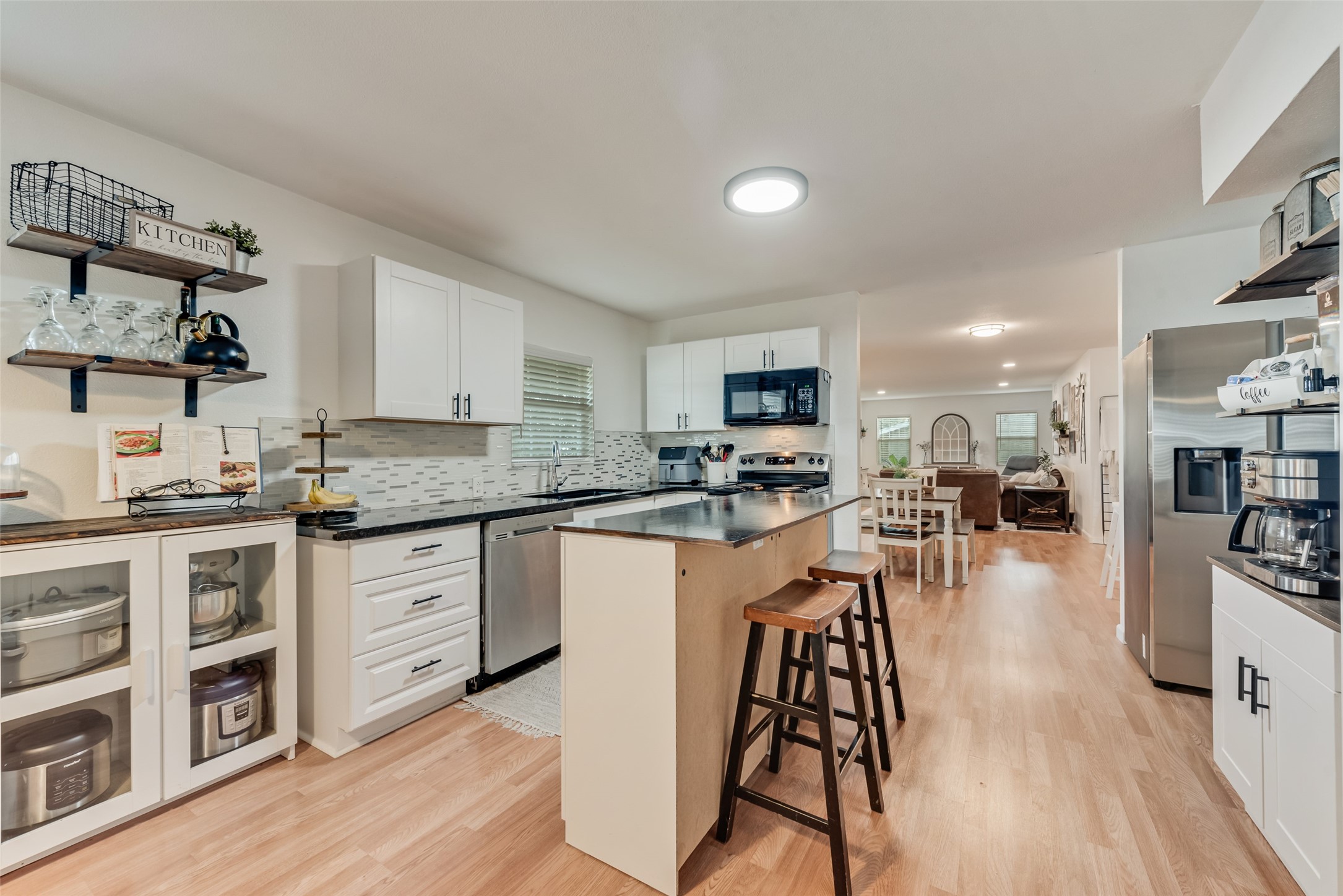 6555 Calmont Avenue Fort Worth TX 76116