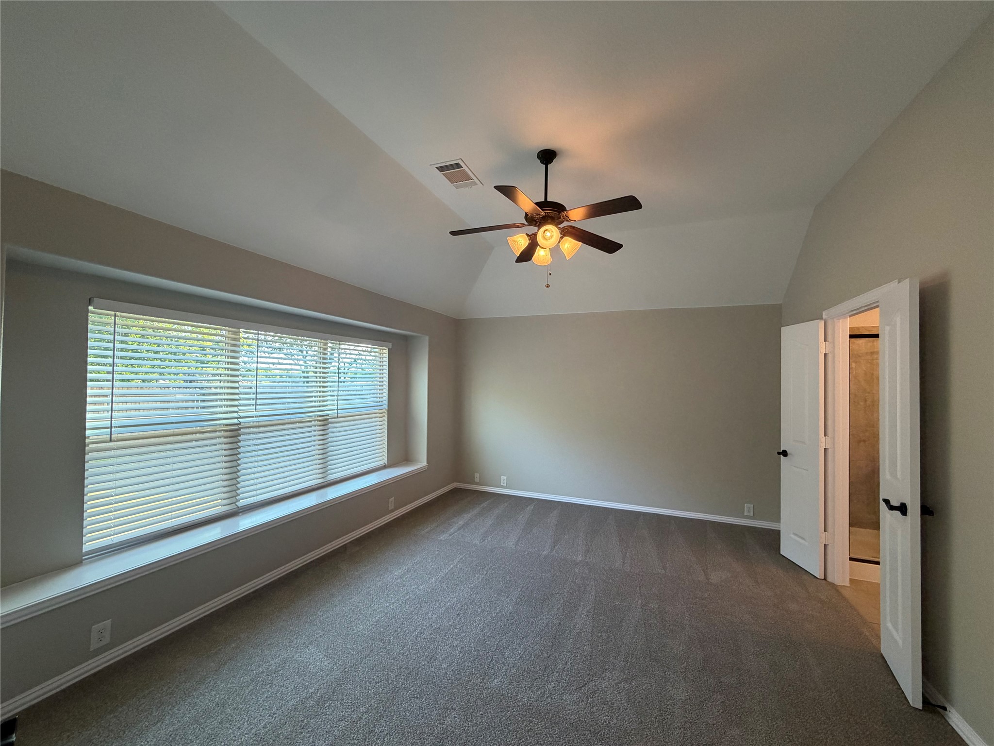 744 Hutchins Drive Crowley TX 76036
