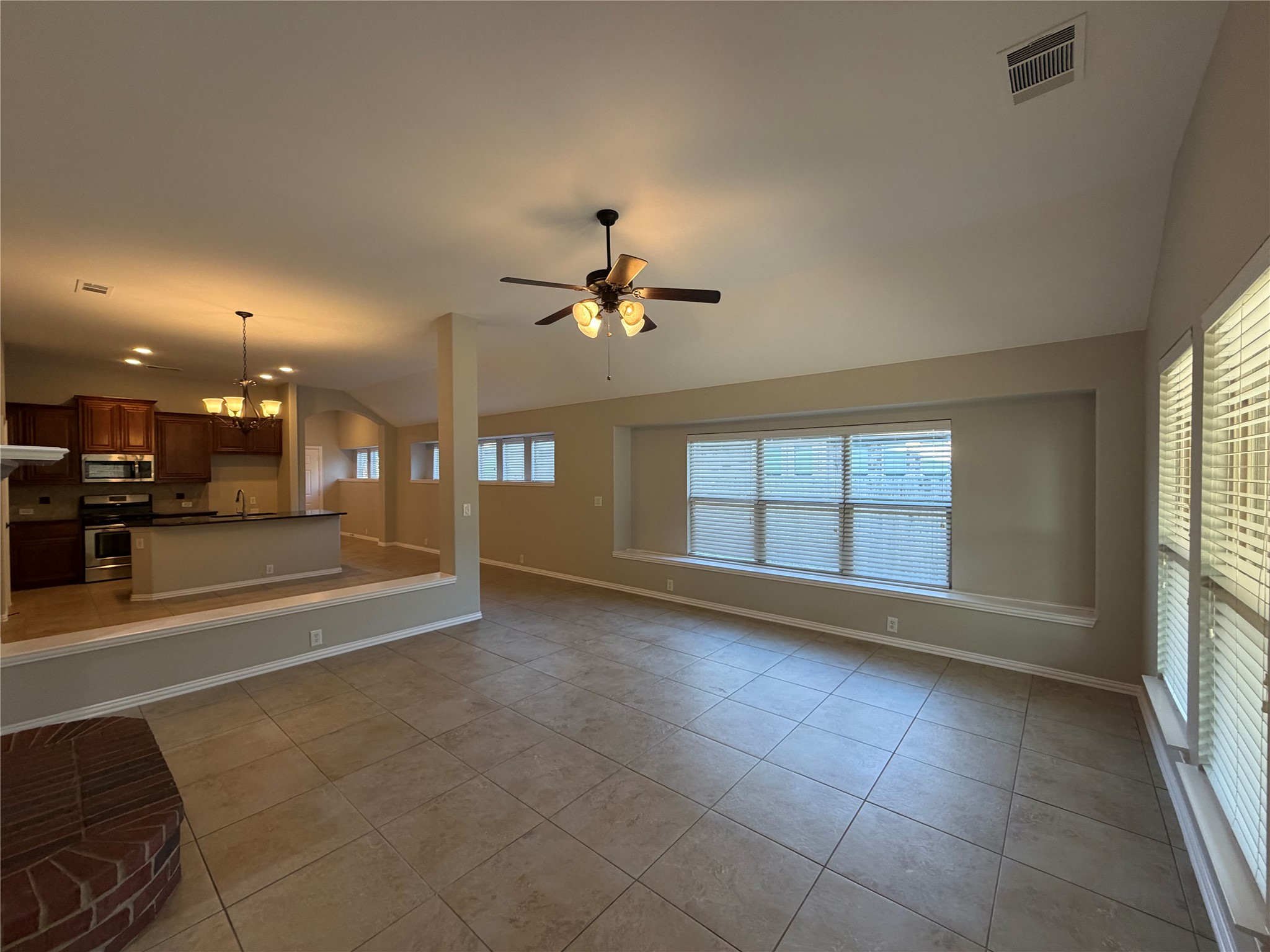 744 Hutchins Drive Crowley TX 76036