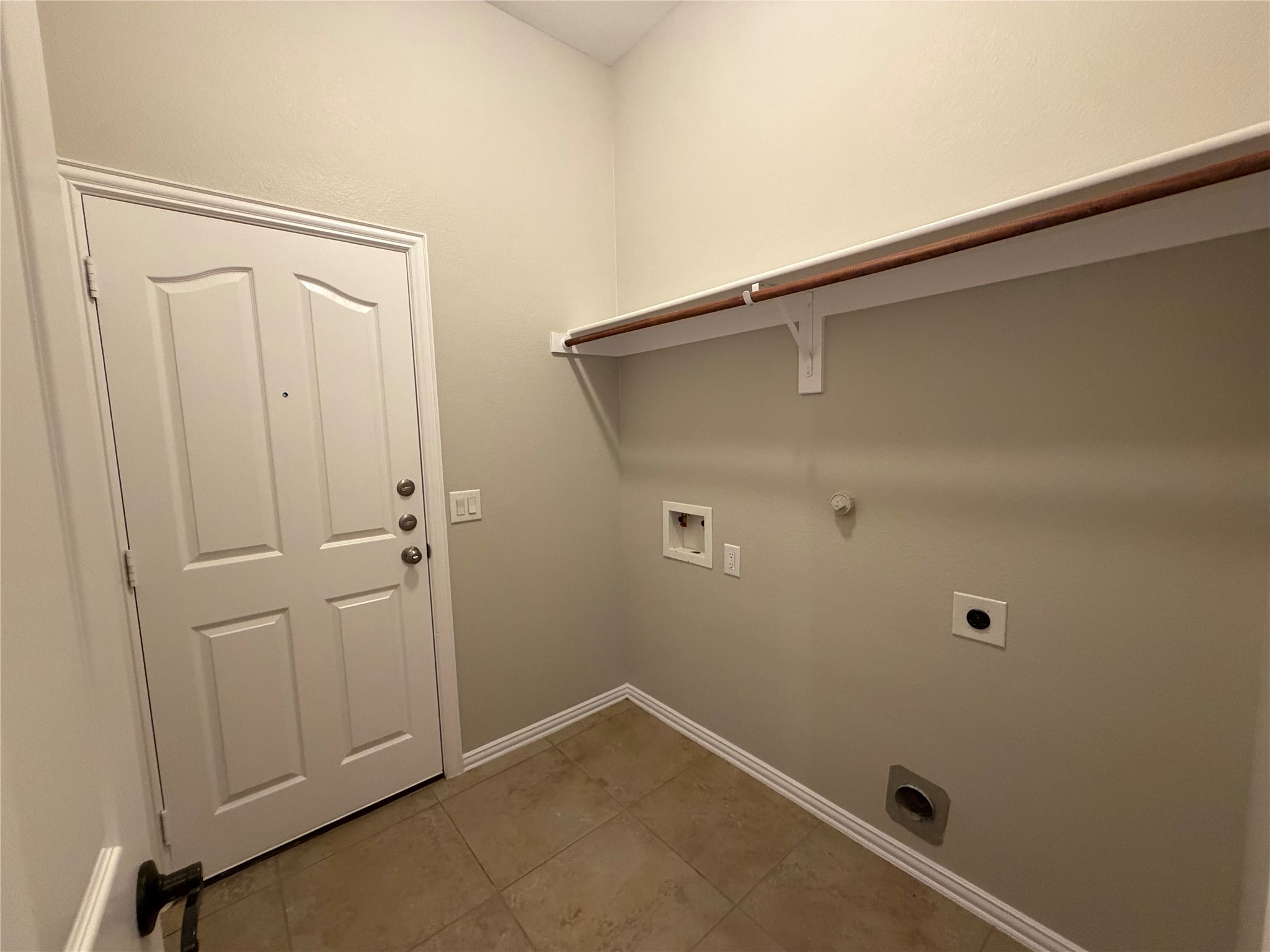 744 Hutchins Drive Crowley TX 76036