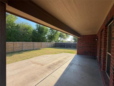 744 Hutchins Drive Crowley TX 76036