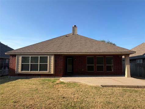 744 Hutchins Drive Crowley TX 76036