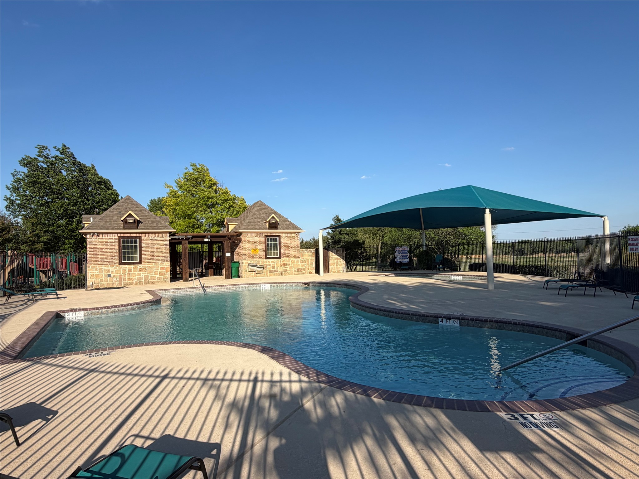 744 Hutchins Drive Crowley TX 76036